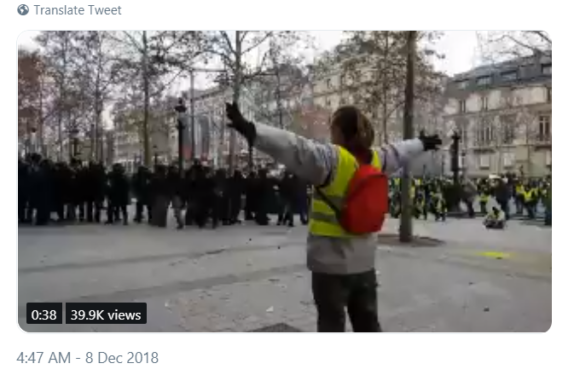Париз во Хаос! Полициска Бруталност кон Жолтите Елеци кои Не Одстапуваат! СЛЕДИ ВО ЖИВО ВО НАПИСОВ!