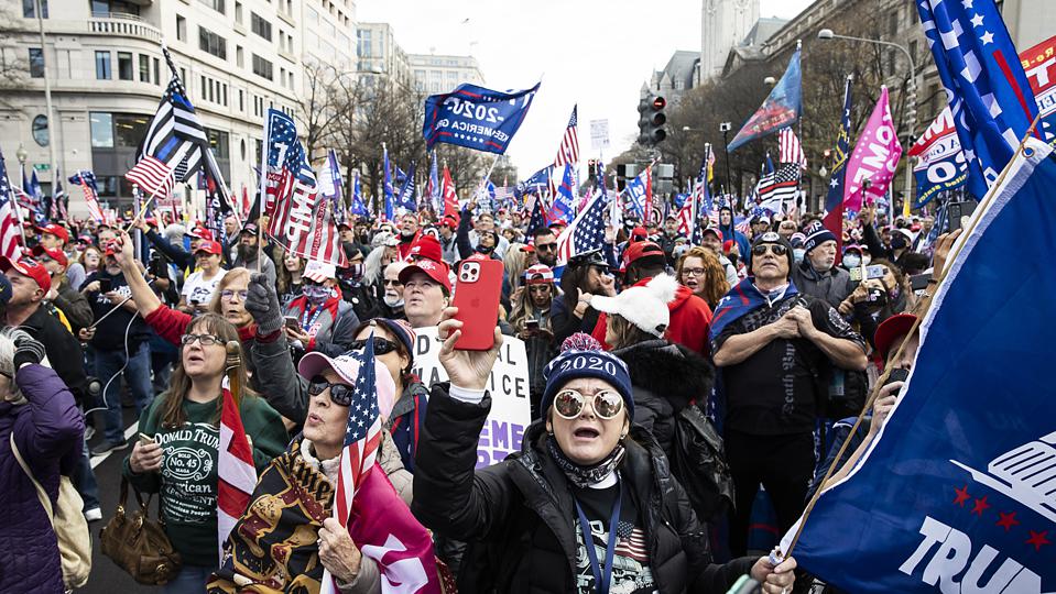 6ти Јануари, Трамп-Бајден Двобој кај ОК Коралот со Два Паралелни Изборни Колеџи! Војската на Готовс!